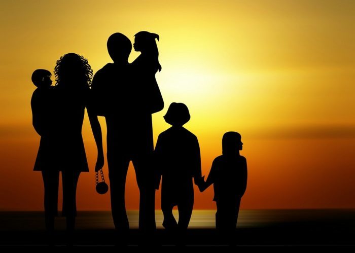Día de la Familia: Cáritas Europa insta a los futuros eurodiputados a defender la vida familiar