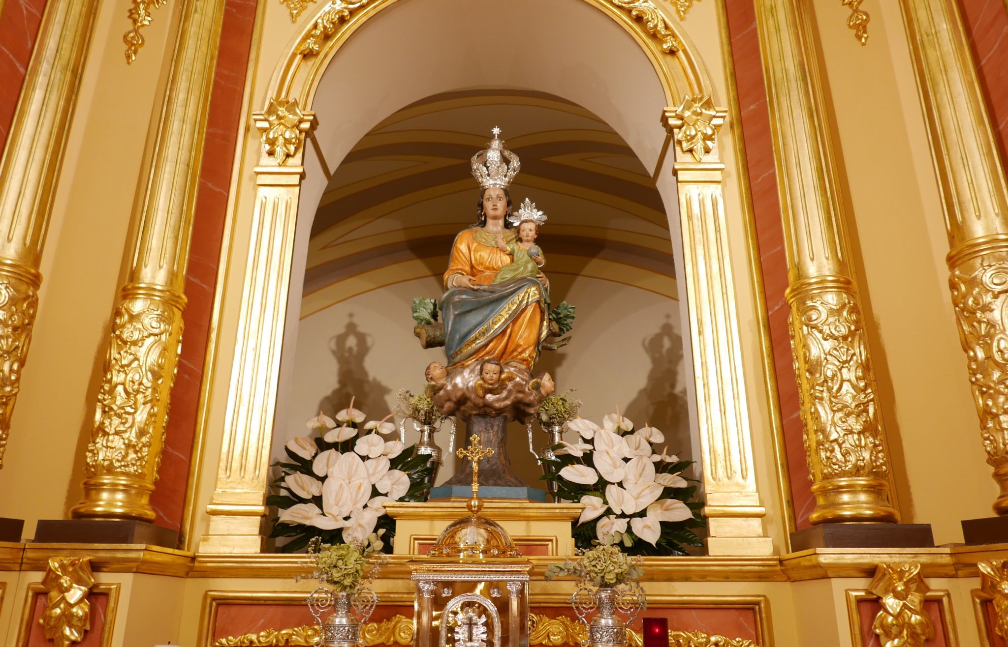 D. Jerónimo aclamó a la Virgen de la Salceda